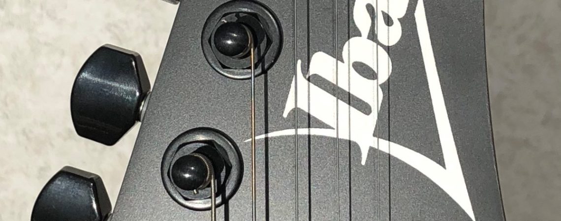 Ibanez S621QM headstock