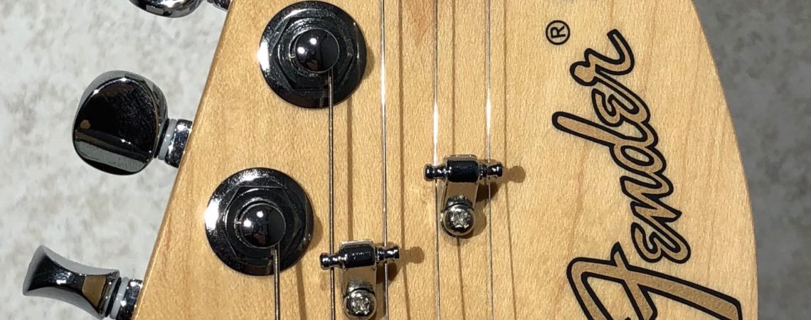 Fender Deluxe Roadhouse Strat Classic Copper headstock